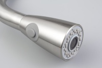 Robinet de cuisine moderne monocommande en acier inoxydable brossé, eau chaude et froide, flexible, à poser sur plan