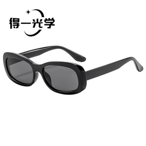 De Yi Optics <b>Square</b> <b>Frame</b> <b>Sunglasses</b> Black PC <b>Frame</b> UV400 Women's Sun Protection - Product Image 1