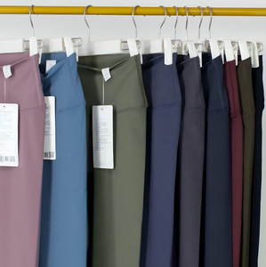 Leggings Deportivos de Cintura Alta para Mujer, Diseño de Alta Calidad, Logotipo Personalizado, Elásticos, de Nailon, Tallas Grandes, Sin Líneas Visibles, Sensación de Desnudez, para Yoga y Gimnasio - Product Image 3