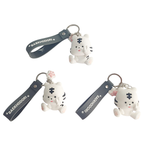 Porte-clés personnalisable en silicone et acier inoxydable, motif tigre blanc 3D, avec dragonne et pendentif de sac, éco-responsable - Product Image 1
