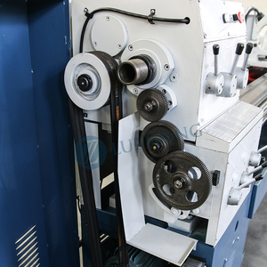 LUZHONG <span class=keywords><strong>Serie</strong></span> C C6150 Máquina de torno digital automática horizontal de servicio mediano Centro de torneado portátil con torreta de Estación 4/6/8 - Product Image 5