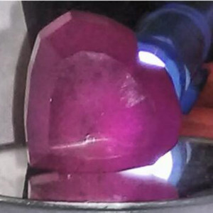 Collezione SGARIT: Rara Grande Gemma Sciolta per Personalizzazione di Gioielli di Lusso, 220 Carati di Berillo Rosso Naturale - Product Image 2