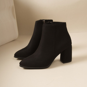 <span class=keywords><strong>Stivali</strong></span> da Donna in <span class=keywords><strong>Camoscio</strong></span> Autunno-Inverno 2024 con Tacco Spesso a Punta, Cerniera Laterale, Impermeabili e con Piattaforma916 - Product Image 6