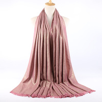 Vente en gros Foulard en soie pour dames Hijab Châle monochrome à franges en filigrane double face Hijab scintillant doré à paillettes