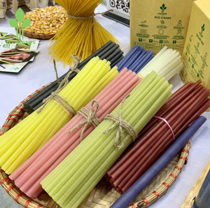 หลอดข้าวสีน้ําเงิน หลอดย่อยสลายได้ เป็นมิตรกับสิ่งแวดล้อม ขายหลอดทนน้ําสูง ดื่มฟรีตัวอย่างโรงงาน