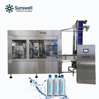 Ligne de production entièrement automatique de machine de remplissage d'eau minérale pure potable en bouteille