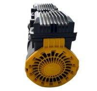 Compresseur d'air à piston haute puissance Tricar 2026 avec réservoir de réception extra large, performances robustes pour un fonctionnement continu, parfait
