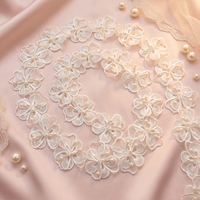 Accessoires vestimentaires en dentelle : Patch floral 3D en organza avec perles pour chaussures, chapeaux et vêtements