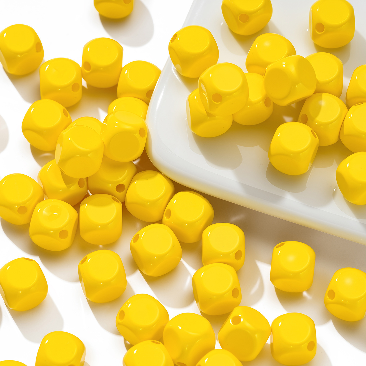 Jaune