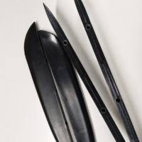 Planche de cerf-volant en plastique en gros long aileron prix raisonnable aileron de kitesurf pour le surf accepter la personnalisation
