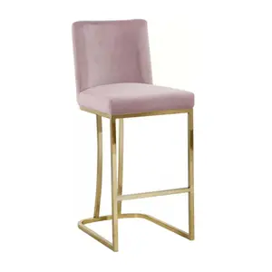 Tabouret de Bar haut de gamme rembourré de velours rose, pieds en métal, mobilier moderne - Product Image 1