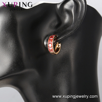 Joyería Xuping con Cantidad de Pedido Limitada a Precio Promocional, Aretes Tipo Huggies de Moda Chapados en Oro de 18K para Mujer