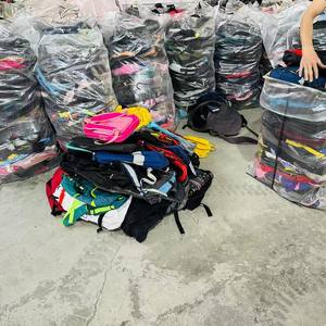 Sacs à dos <span class=keywords><strong>d</strong></span>'<span class=keywords><strong>occasion</strong></span> pour enfants et adultes, sacs <span class=keywords><strong>d</strong></span>'école <span class=keywords><strong>de</strong></span> seconde main pour enfants, <span class=keywords><strong>vente</strong></span> en gros <span class=keywords><strong>de</strong></span> sacs - Product Image 5