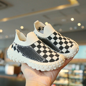 Primavera Otoño Niños <span class=keywords><strong>Zapatillas</strong></span> Color-Block Blanco y negro a cuadros niños <span class=keywords><strong>zapatillas</strong></span> Estudiantes niños zapatos deportivos niños <span class=keywords><strong>zapatillas</strong></span> - Product Image 2