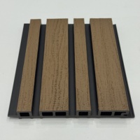 Panneau mural WPC 2026 en promotion, revêtement mural en bois composite étanche pour la décoration extérieure