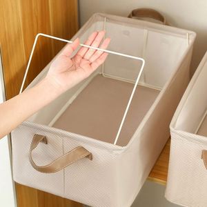 Organisateur de vêtements amélioré pour armoire avec cadre en acier et poignée en PU, boîte de rangement pour tiroirs, pour jeans et couvertures - Product Image 6