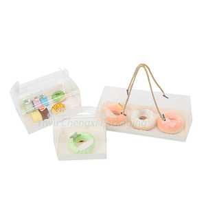 Wholesale Food Dessert Swiss Roll Packaging Boxes Clear Plastic PET Party Favor Boxes With Handle Ropes