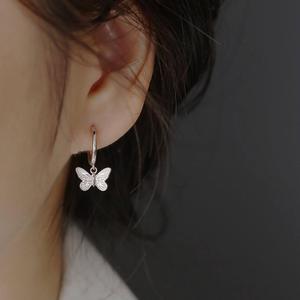 Pendientes de Aro con Forma de Mariposa, Oro de 18K, Acero Inoxidable, Joyería de Moda para Mujer, para Fiestas - Product Image 2