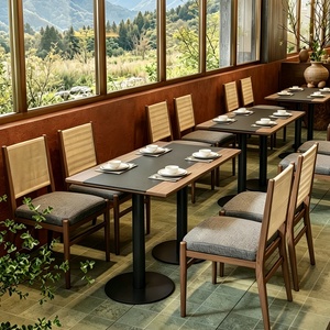 Ensemble <span class=keywords><strong>table</strong></span> et chaises <span class=keywords><strong>de</strong></span> restaurant en bois massif <span class=keywords><strong>de</strong></span> style chinois avec canapé - Design moderne, écologique et durable pour hôtel et café - Product Image 2