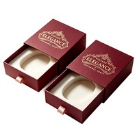 Boîte cadeau rigide en carton personnalisée de luxe avec logo, avec poignée en ruban pour l'emballage de bijoux, bagues, colliers, bracelets