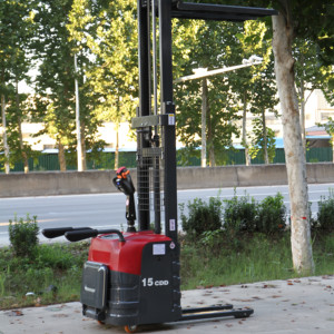 El apilador hidráulico completamente automático de construcción de fábrica de carretillas elevadoras Mini de alta calidad tiene un excelente rendimiento - Product Image 3