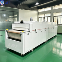 Four de séchage industriel à bande transporteuse, machine de séchage continu à air chaud pour le durcissement des PCB/pièces imprimées/revêtements