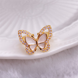 Anillo Ajustable de Mariposa Delicado Chapado en Oro para <span class=keywords><strong>Mujer</strong></span> con Circonita Cúbica Micro Pavé, Anillo de Compromiso de Moda - Product Image 4