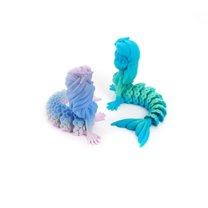 Muñeca de acción personalizada impresa en 3D, sirena de colores, juguete de PLA, decoración de escritorio, ¡muy vendida! - Product Image 2