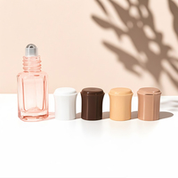 Fantaisie 3ml 6ml 10ml octogonale Attar rouleau coloré sur récipient de bouteille en verre vide avec bouchon différent pour parfum d'huile essentielle