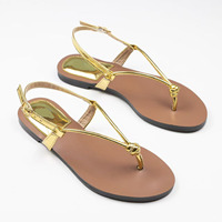 Nouvelles sandales plates décontractées et légères pour femmes, style simple à bouton unique, couleur or, collection été 2026