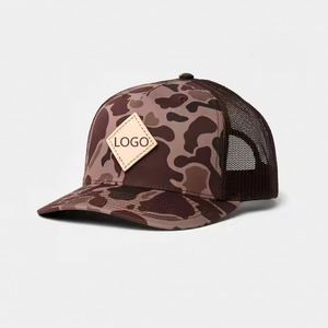 Casquettes Trucker 5 Panneaux en Maille Souple Camouflage Tendance avec Patchs en Cuir PU Diamant Personnalisés et Visière Courbée – Casquette Trucker A-Frame - Product Image 1