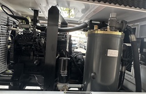 Compresseur d'<span class=keywords><strong>air</strong></span> diesel ZAKF pour <span class=keywords><strong>marteau</strong></span>-<span class=keywords><strong>piqueur</strong></span> de construction 11m³/min 110KW 10BAR Compresseur d'<span class=keywords><strong>air</strong></span> à vis à moteur diesel - Product Image 3