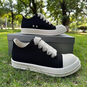Zapatos de Lona de Diseño para Hombre, Verano 2026, Alta Calidad, Moda de Lujo, Estilo Skateboard, Zapatos para Caminar - Product Image 1
