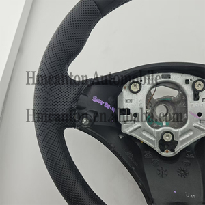Volant de direction en cuir lisse perforé M Performance personnalisé pour BMW E90 E92 E93 - Product Image 6