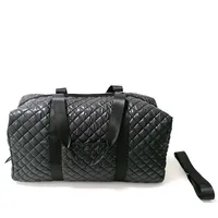 Grand sac de voyage léger et moelleux avec bretelles réglables, idéal pour les voyages et les escapades