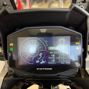 SUZUKI V-STROM 1050 XT - Product Image 4