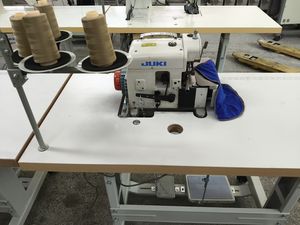 Máquina de Coser <span class=keywords><strong>Overlock</strong></span> Industrial JUKI MO-6814S Usada de 4 Hilos, de Alta Velocidad, Fabricada en Japón - Product Image 3