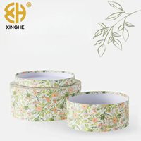 Boîte cadeau ovale Wildflower avec couvercle et boîte cylindrique rigide en papier, matériaux recyclés, pelliculage mat, vernis sélectif et gaufrage