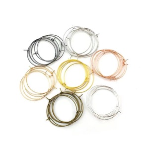 ต่างหูห่วง โลหะผสมทองแดง สีทอง สีเงิน สีดำ สีขาว สีโรสโกลด์ สีเหลือง เครื่องประดับแฟชั่นสำหรับทุกเพศ อุปกรณ์ตกแต่งลูกปัด DIY - Product Image 1