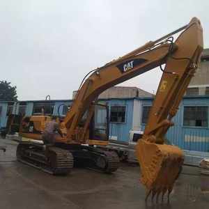 Excavatrice d'occasion de 20 tonnes, série 320B 320D, entretien facile, avec moteur et boîte de vitesses, vente directe au commerce extérieur - Product Image 4