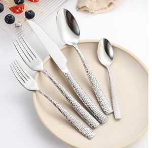 DFU233 Couverts de luxe vintage en acier inoxydable à manche martelé : Couteau de table, Couteau à steak, Fourchettes de table, Fourchettes à dessert – Personnalisables - Product Image 6