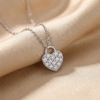Collier pendentif cœur en argent sterling 925 avec diamant moissanite, cadeau de la Saint-Valentin pour femme, nouveauté