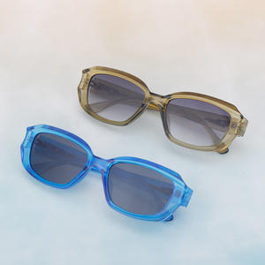 แว่นกันแดดทรงเหลี่ยมสไตล์เรโทรแบบปรับแต่งได้สำหรับผู้หญิง แฟชั่นเกาหลี กรอบเล็ก เลนส์ PC น้ำหนักเบา ป้องกันรังสียูวี 400 - Product Image 1