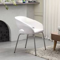 Fauteuil moderne de luxe de loisirs à siège unique incurvé, dossier creux, en cuir synthétique avec rembourrage doux pour salon, utilisation en hôtel