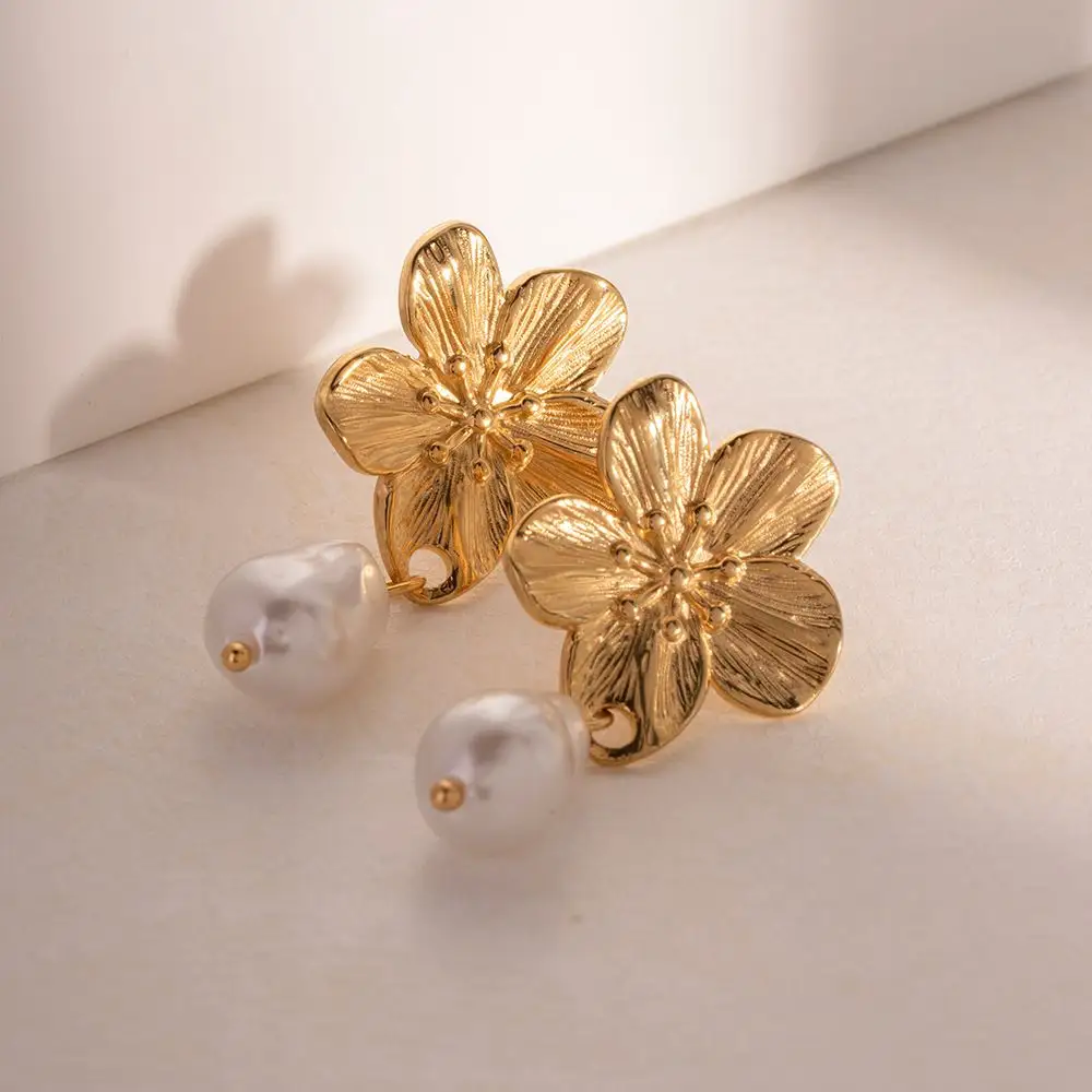 High Quality Fine Jewelry 18K Gold Plated Flower Pearl Pendant STainless Steel Earrings for women