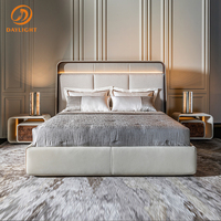 Fabrikpreis Maßanfertigung Hochwertiges Italienisches Design Luxus-Schlafzimmermöbel Großes Kopfteil Schlafzimmerbett