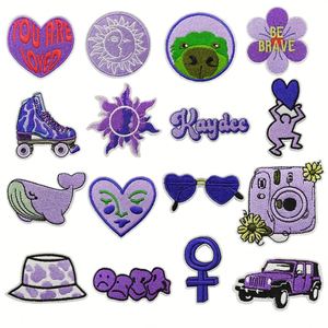 Meilleures ventes : Patchs brodés thermocollants style violet pour vêtements, jeans et porte-clés - Product Image 1
