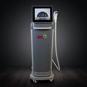 Appareil de beauté au laser à diode à 3 longueurs d'onde 760nm 805nm 1066nm, machine professionnelle d'épilation pour le bikini, les jambes, les aisselles, le visage, salon - Product Image 1