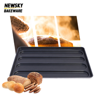 4 moules à baguettes en aluminium antiadhésifs, bâtonnets longs français perforés pour la cuisson du pain, pour usage commercial en boulangerie NEWSKY BAKEWARE