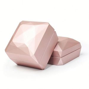 Cajas de Regalo Plegables de Lujo para Joyería, Color Negro, con Luces LED, Caja para Anillos de Oro Rosa, OEM - Product Image 2